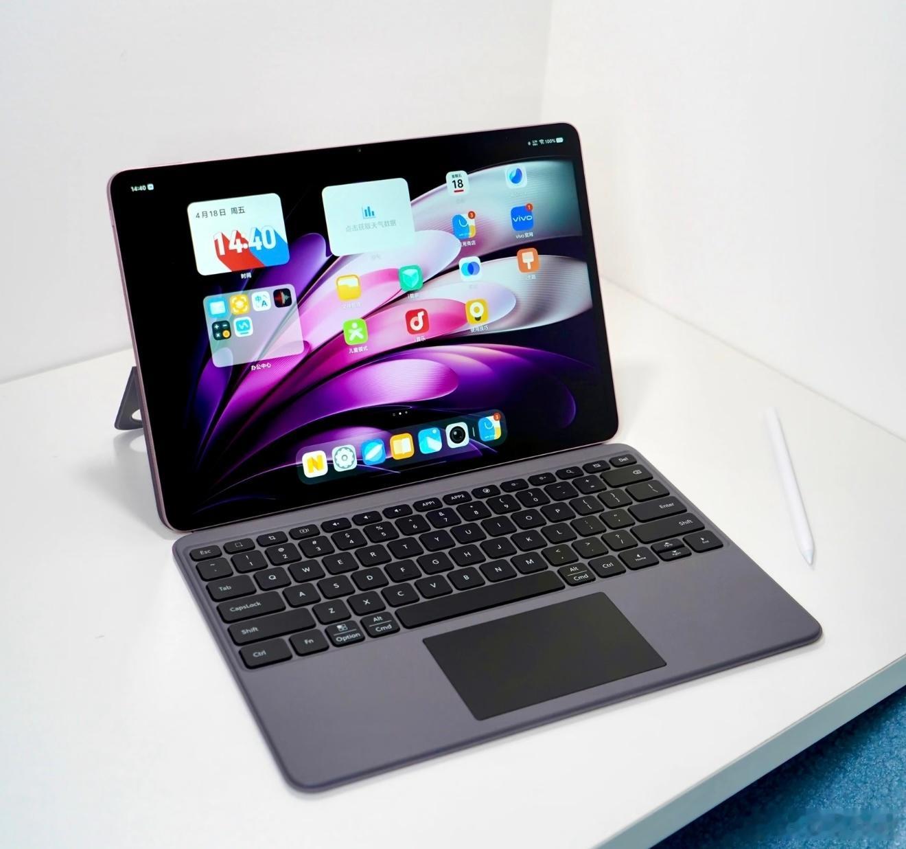 蓝厂这套配置放在平板上，也可以说是全能旗舰了。都说手机卷，现在看平板也卷，130