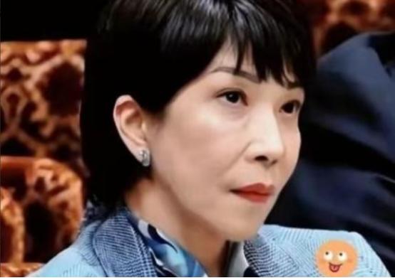 日本这回是真的坐不住了。高市早苗在记者会上表示：“日本非常需要稀土。” 20