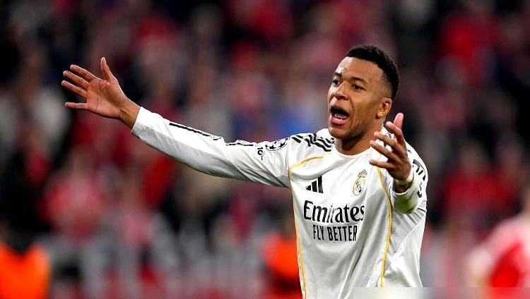 说他巅峰已过，这事儿真有点意思。姆巴佩来皇马，进球数据依然顶级，赛季前期