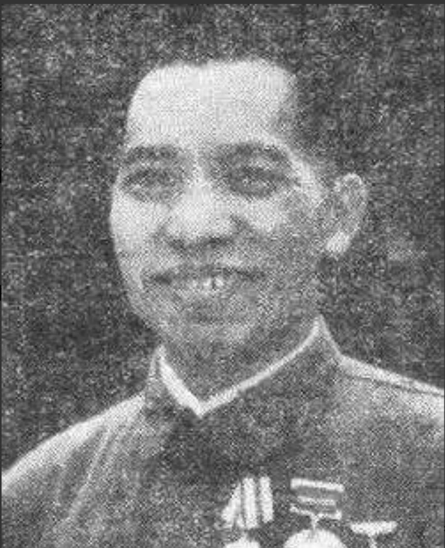 1979年，我军攻打越军炮台受阻，打了100多发炮弹，都攻不破，这时，一个炊事员