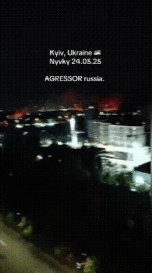 为什么这次俄军发了疯一样的空袭基辅？规模远超之前三年？答案很简单也很残酷，那是