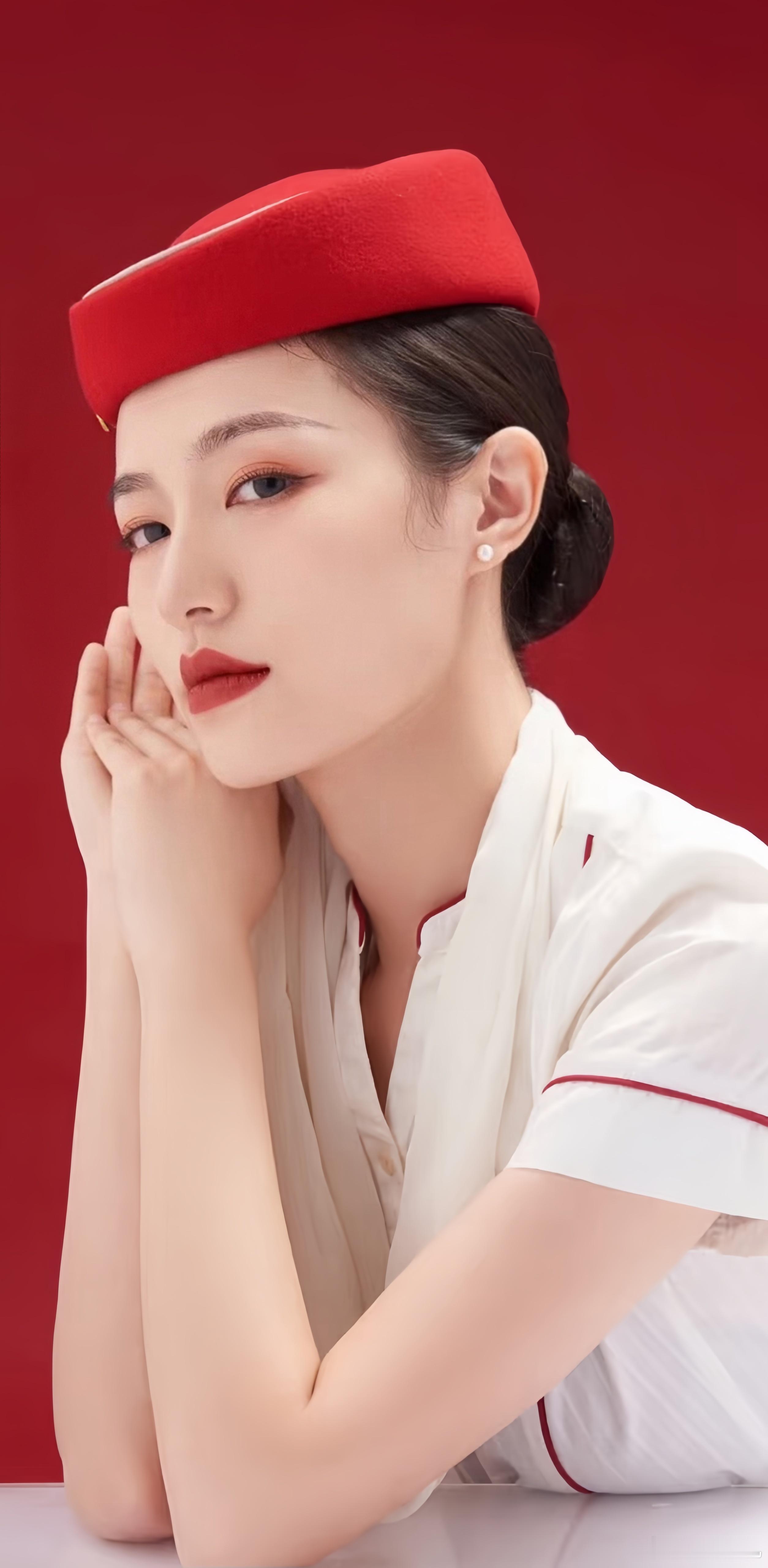 外航空姐，这也太美了吧。​​​