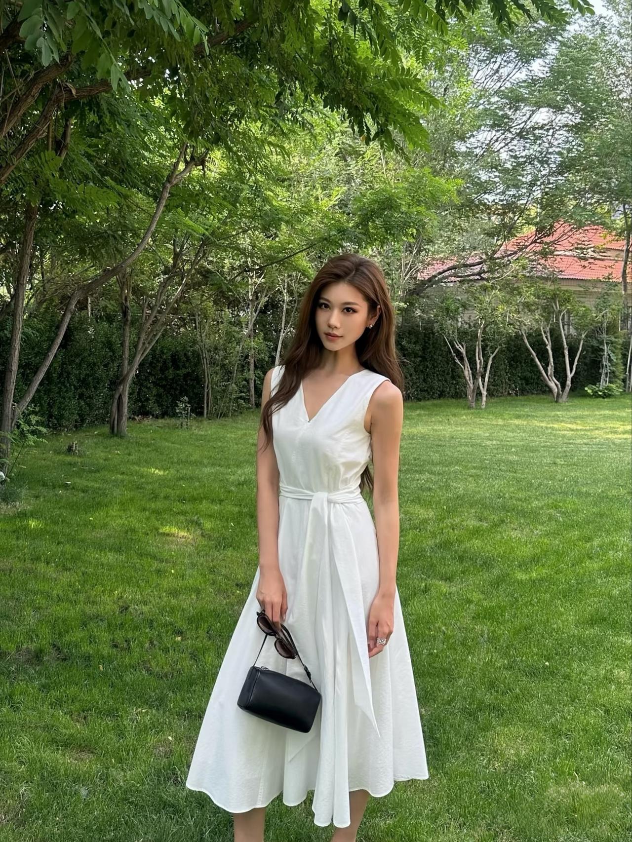 女生怎么穿搭会看上去很优雅