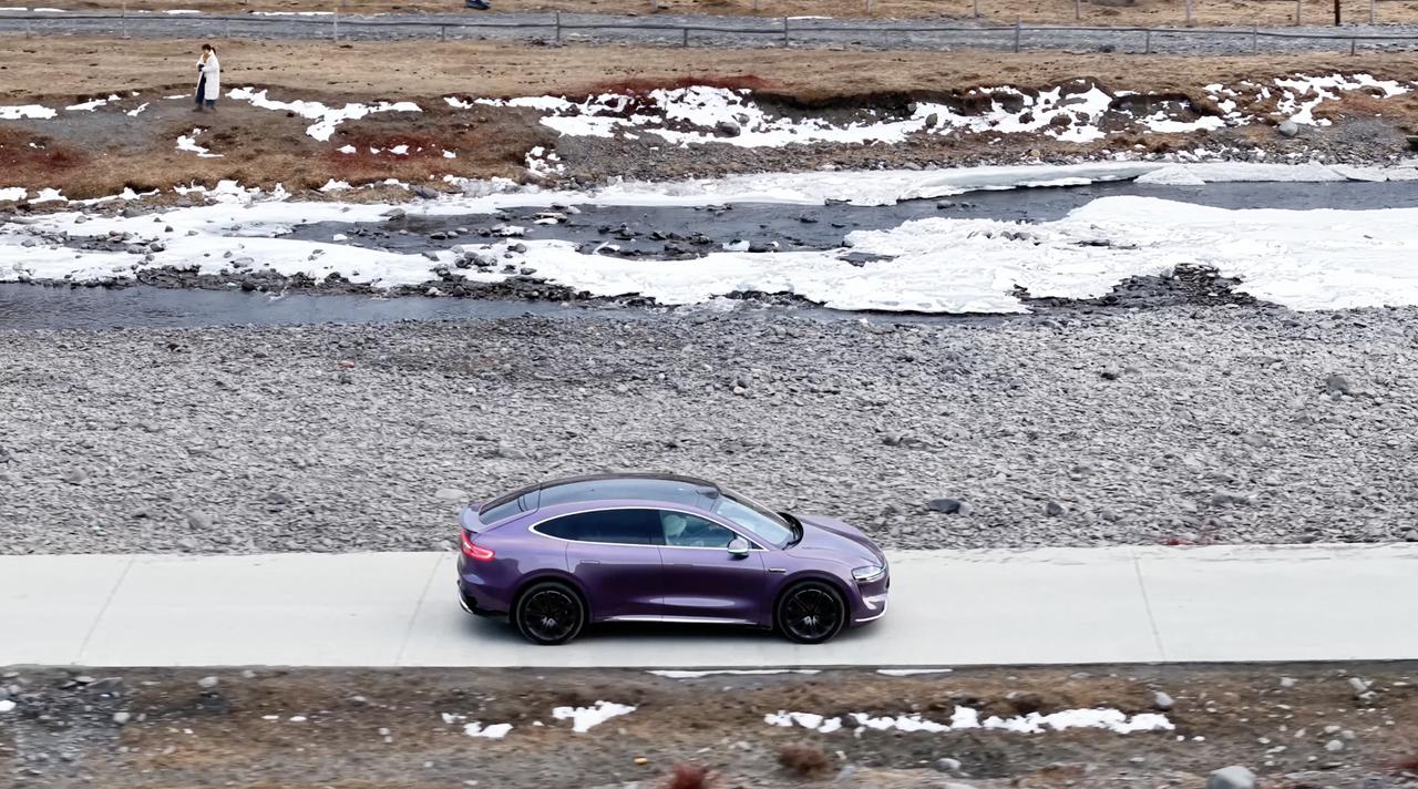 春节跑长途，敢不敢把车交给辅助驾驶？很多鸿蒙车主的回答是：“敢。”这种信任不是一