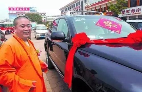 途锐车主，释永信！少林寺方丈释永信被查的消息，相信你们也都刷到了。我没去过少林