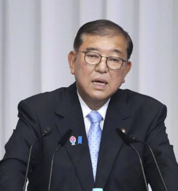 日本为何总要赌国运侵华？很多人以为是军国主义。错了！真相是，日本前首相石破茂亲口
