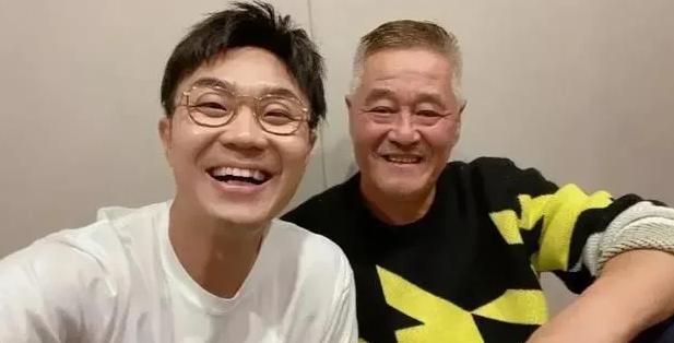 当年，张朝阳投资《煎饼侠》获11亿票房，但导演大鹏只分到1w块，后来公司举办欢庆