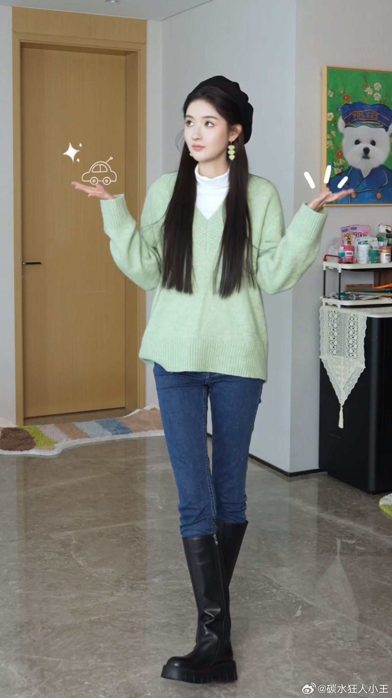 王玉雯提车vlog王玉雯买的第一辆车贝蕾帽配绿毛衣也太温柔了吧！看她开开心心