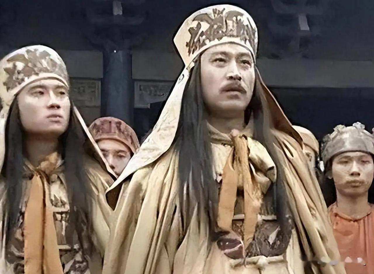 天京陷落后，忠王李秀成逃到方山，遇到几个樵夫，其中一人认出了他。李秀成说：“如果