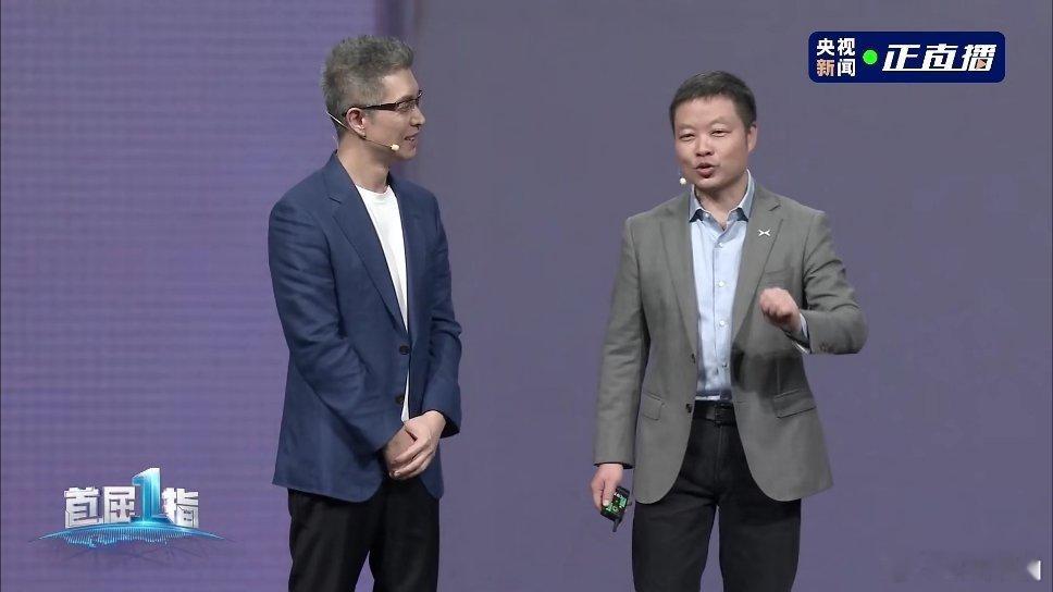 小鹏GX的产品经理跟何小鹏说这车的冰箱很大，可以放下一箱可乐，何小鹏第一反应是：