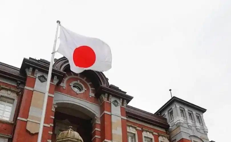 日本上下这才恍然大悟，高市早苗的算盘全打空了！拿“台湾有事”试探底线，又拿“遥拜