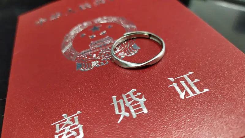 不结婚不生孩子，根本不是心态不正常。在传统观念里，结婚生子是人生必走之路，但现在