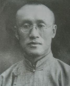 他带着200根金条逃到香港，却把价值800亿的家当留在了大陆他带着200根