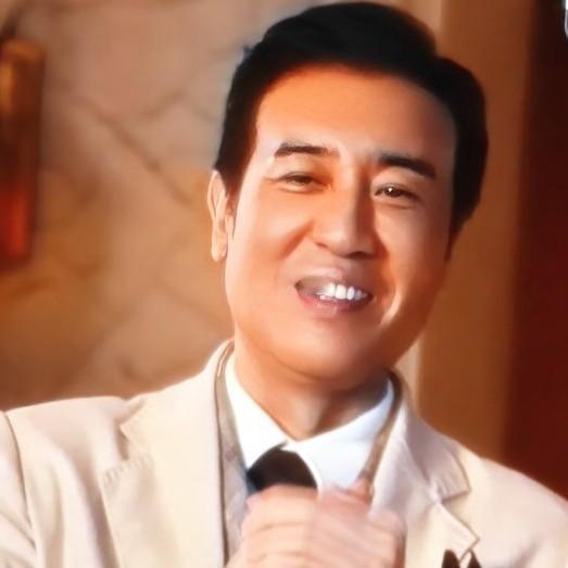 《八千里路云和月》中，田家泰是上海有名的实业家，他家有两家大工厂，肥皂厂和机械厂