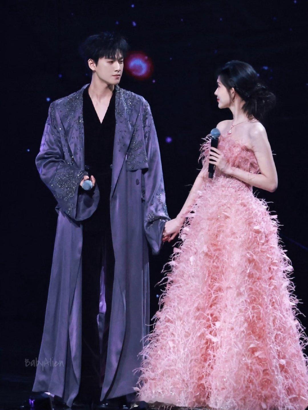 耀眼百花杀过审下证孟子义李昀锐新剧或将对打哈哈哈哈哈就是说孟子义和李昀锐的三搭