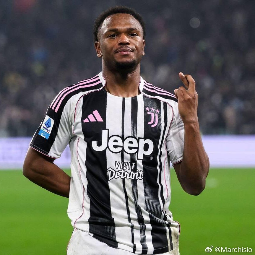 罗马诺：“尤文图斯认为奥蓬达在俱乐部的生涯已经结束。他已被排除在斯帕莱蒂的战术