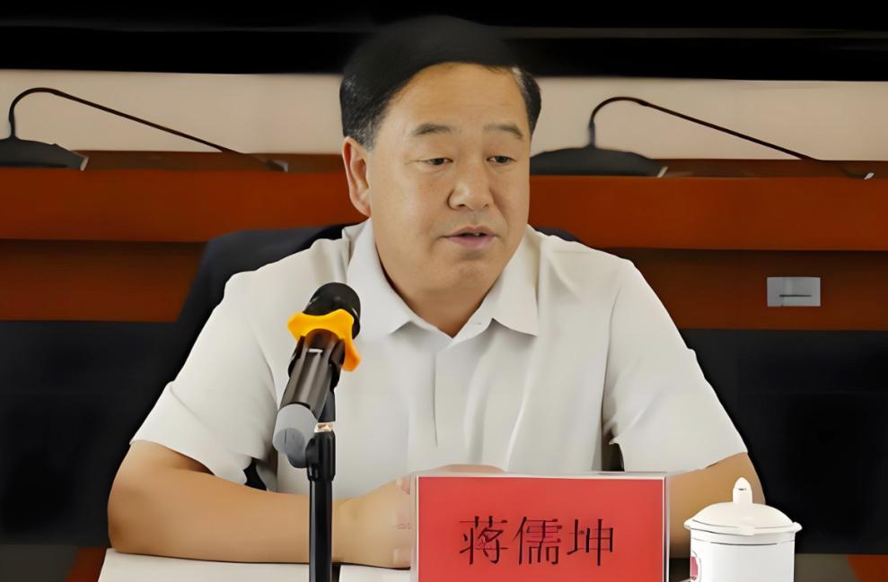 刚刚刷到了云南省昆明市寻甸县的老蒋，看着一个挺憨厚实在的人，还是没忍住伸手捞。估