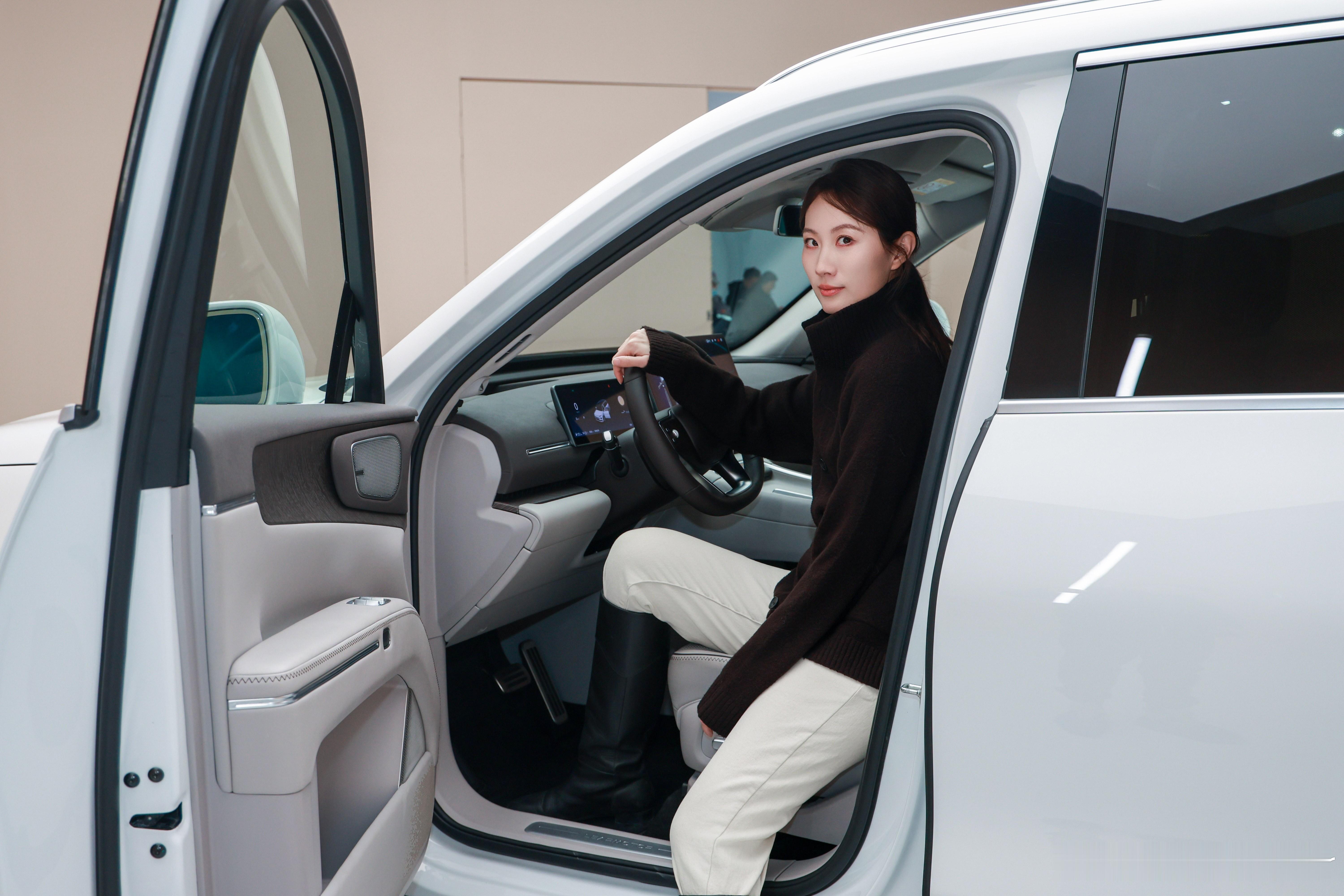 我真的生气了发10次抽奖有8次都卡bug人也病了奖也抽不出去