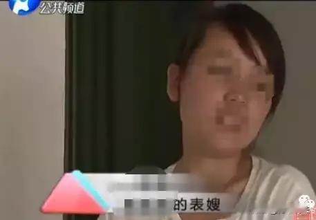 **他被打倒时，正举着半截剪断的电线；她逃回家那晚，门锁上还沾着没干透的粪