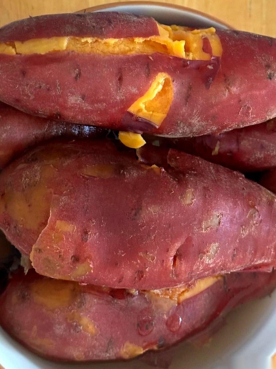 我算是看明白了，所有节气的尽头，都是卖咖啡的。明天立冬，朋友圈准时开始养生KP