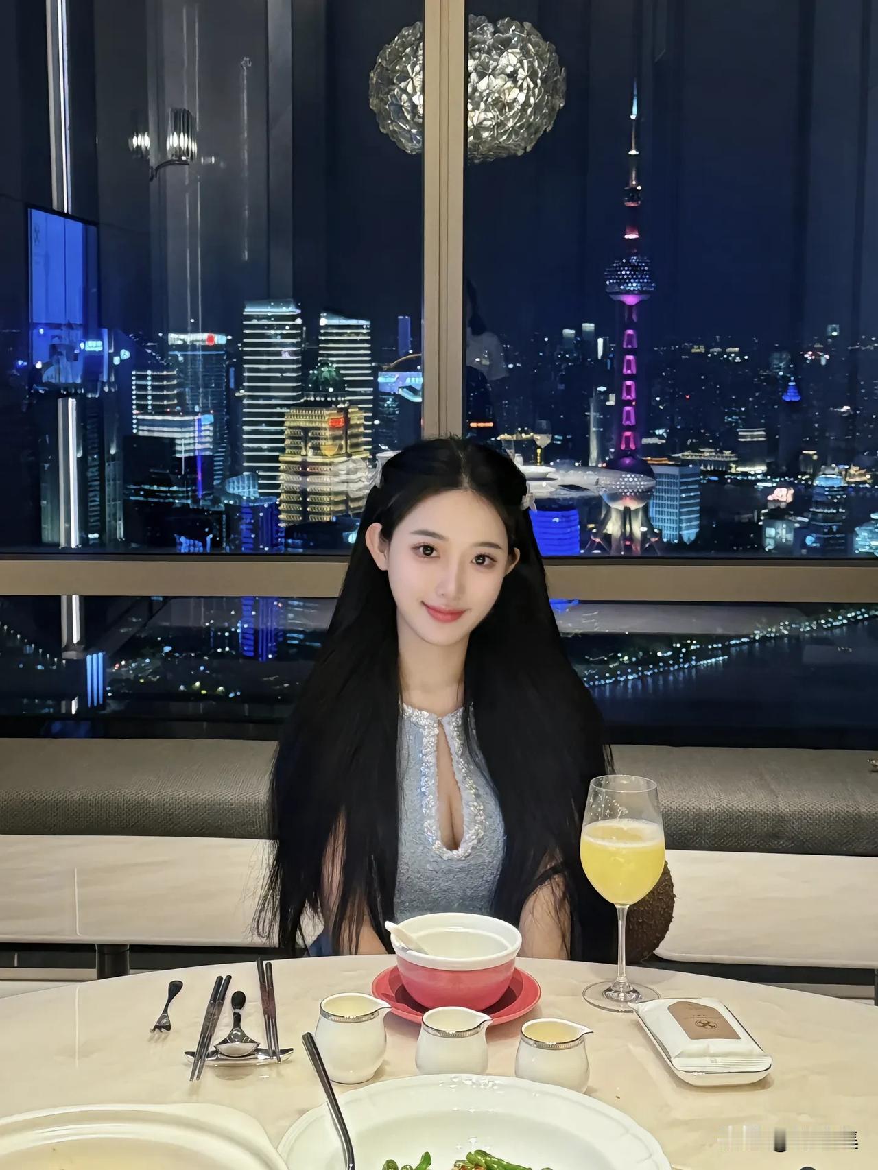 晚间浪漫，由甜品开启