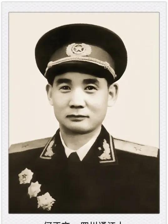 1971年，林彪叛逃身亡，叶剑英接过烂摊子，最头疼的是总参瘫了，就在这节骨眼上，