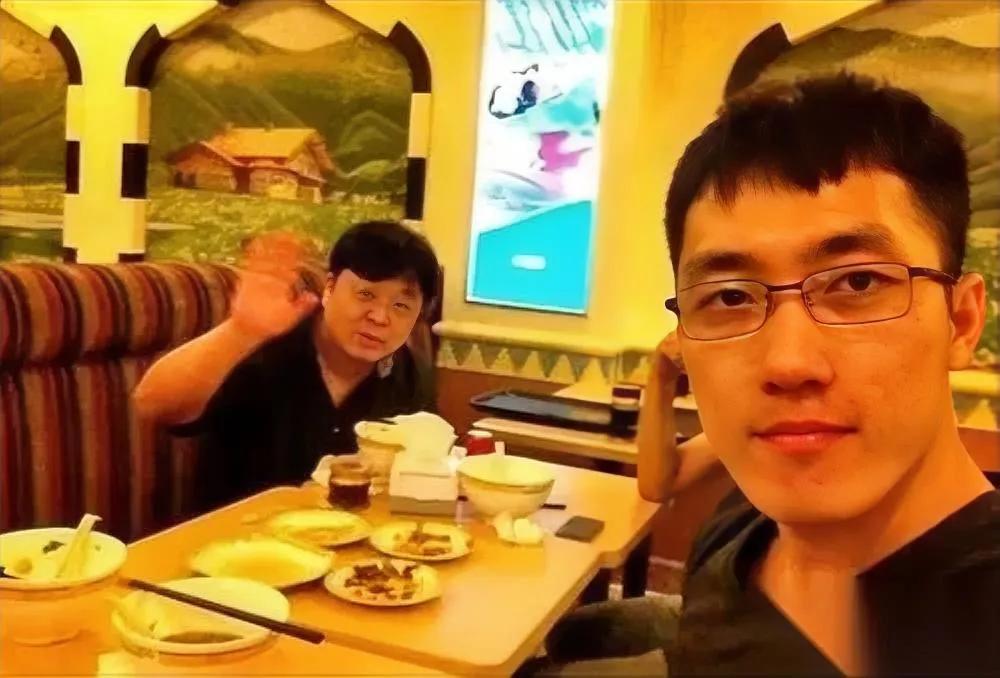 王自如欠债为格力？看似抱大腿却踩了坑？都以为去格力是赚大钱的美差，王自如