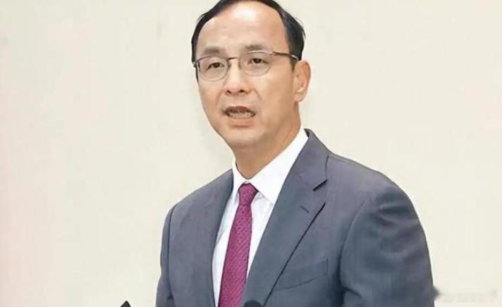 【不承认台湾属于中国的湾民最愚蠢，台湾统派：希望到时候打准一点】最近与一个台湾统