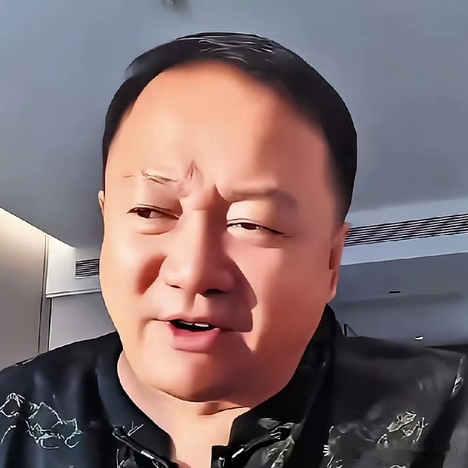 谢广坤在直播的时候，说出了自己当年心中打的小算盘:“我以为我师父收了我们5个徒弟
