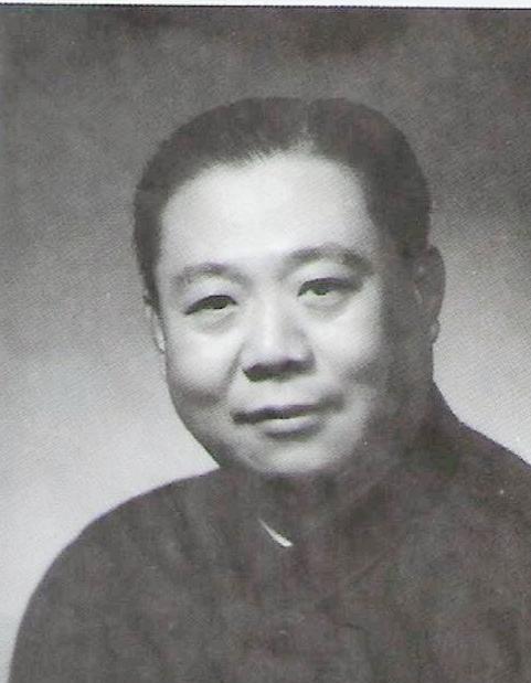 1970年，一位妻子举报了自己的丈夫，最终导致丈夫悬梁自缢。这位丈夫就是当年举世
