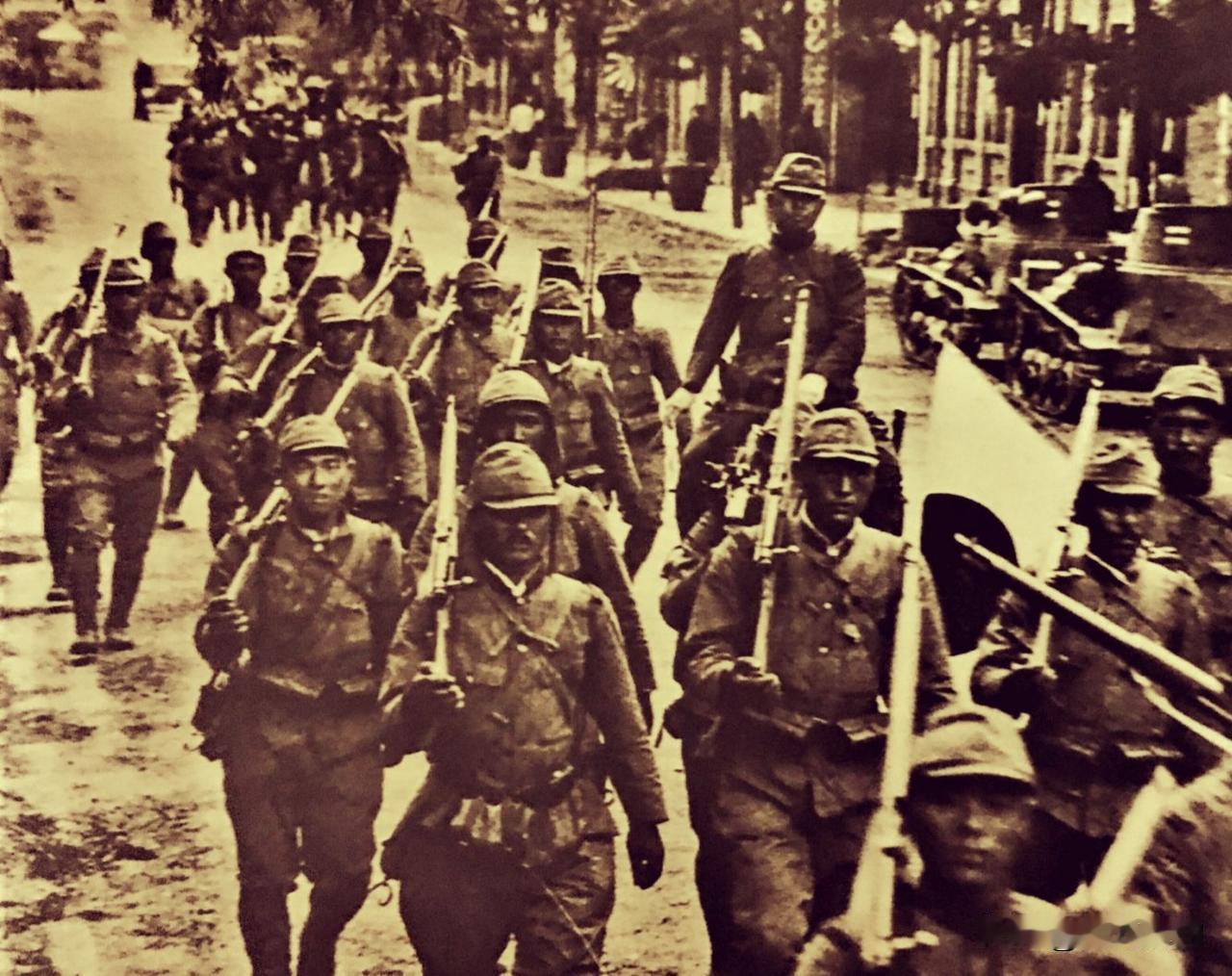 1941年6月22日苏德战争爆发的消息传到东京,日本军部瞬间沸腾了。外相松冈洋