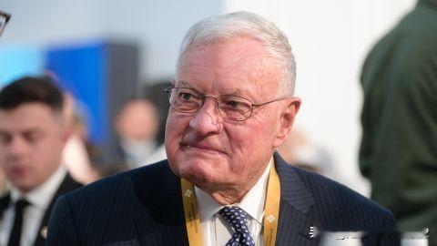 凯洛格关于为乌克兰提供战斧导弹的声明做出解释美国特别代表凯洛格表示，他此前