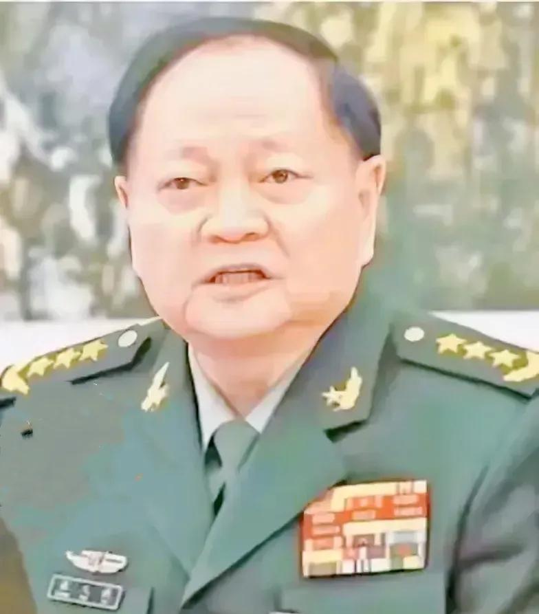 这次军队反腐之所以被称为“雷霆反腐”行动，是因为它反腐的力度空前，这种反腐与地方