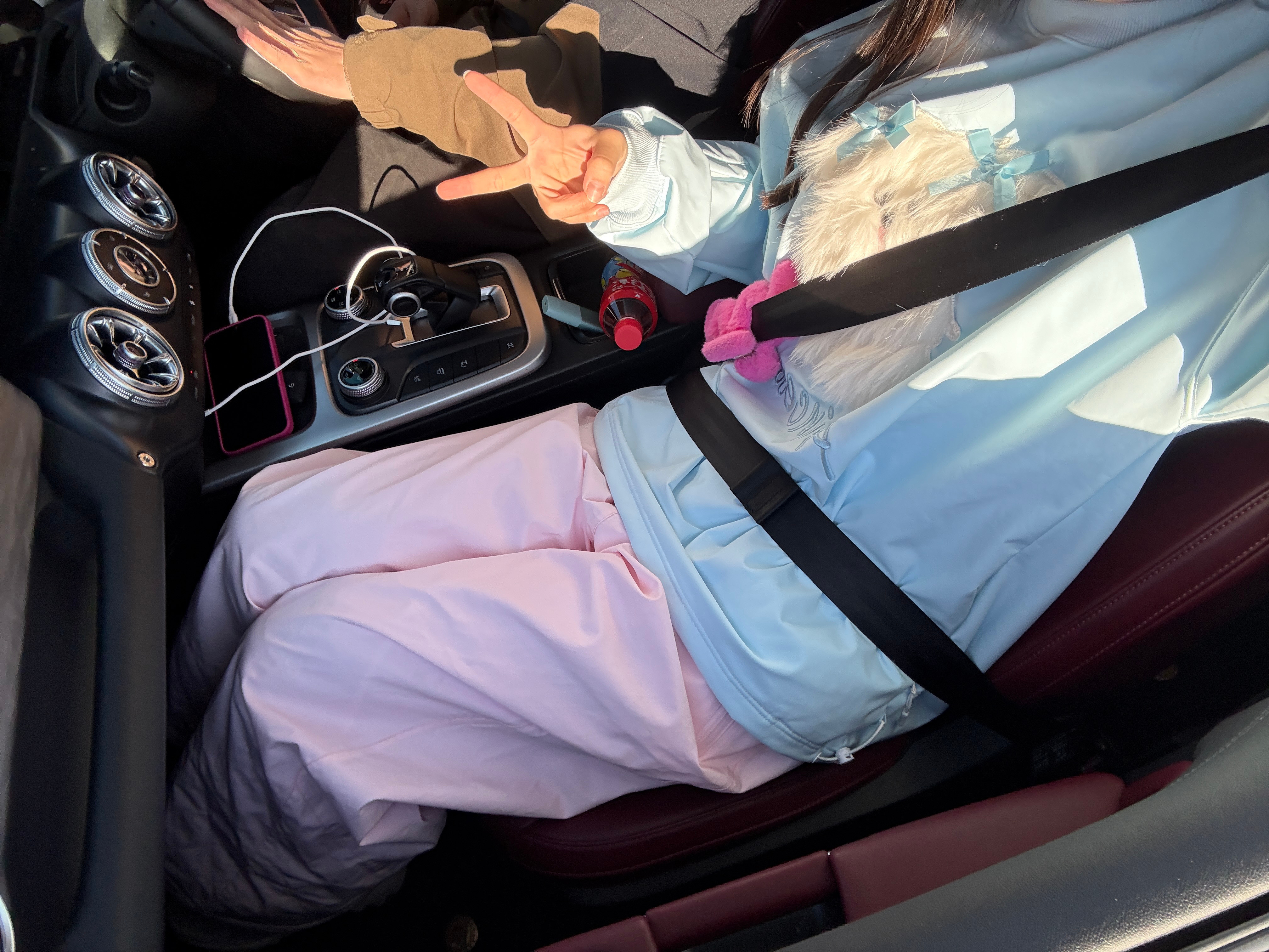 这一身新雪服oversize。感觉我马上要刻起来了😖​​​