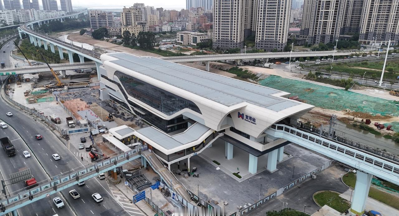 【厦门地铁4号线进入收尾阶段预计在明年开通运行】
