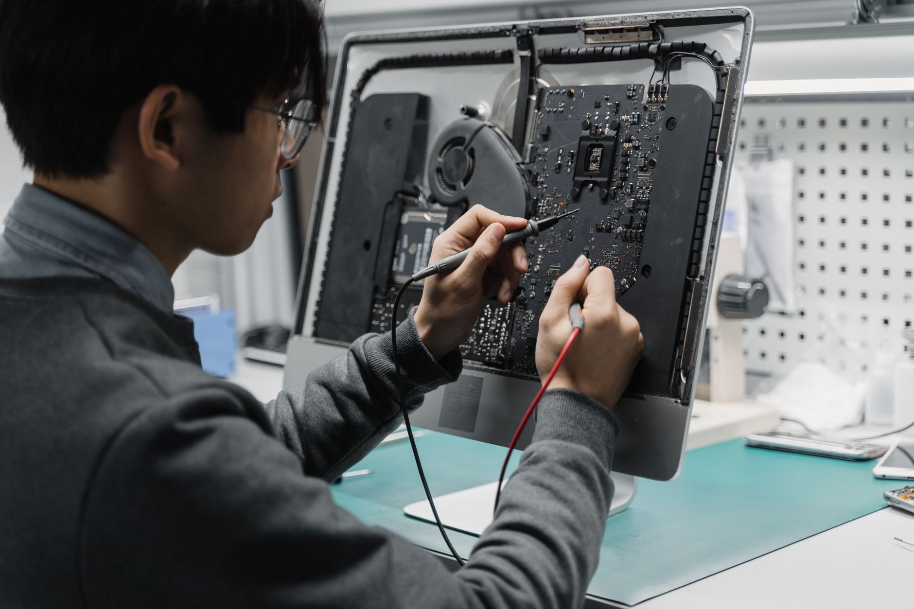 7月9639辆、均价破60万，问界M9这个销冠含金量不低。50万以上市...