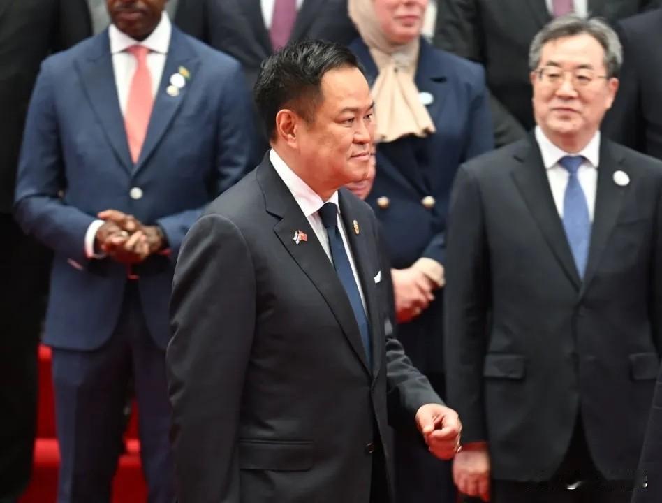 短短五个字，道尽了中泰千年情谊！泰国总理阿努廷访华期间，在社交平台发布仅有