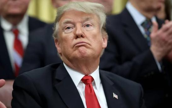 美国的一个前议员说，懂王已经住院了，看样子随时就挂了。当地时间4月4日，美国