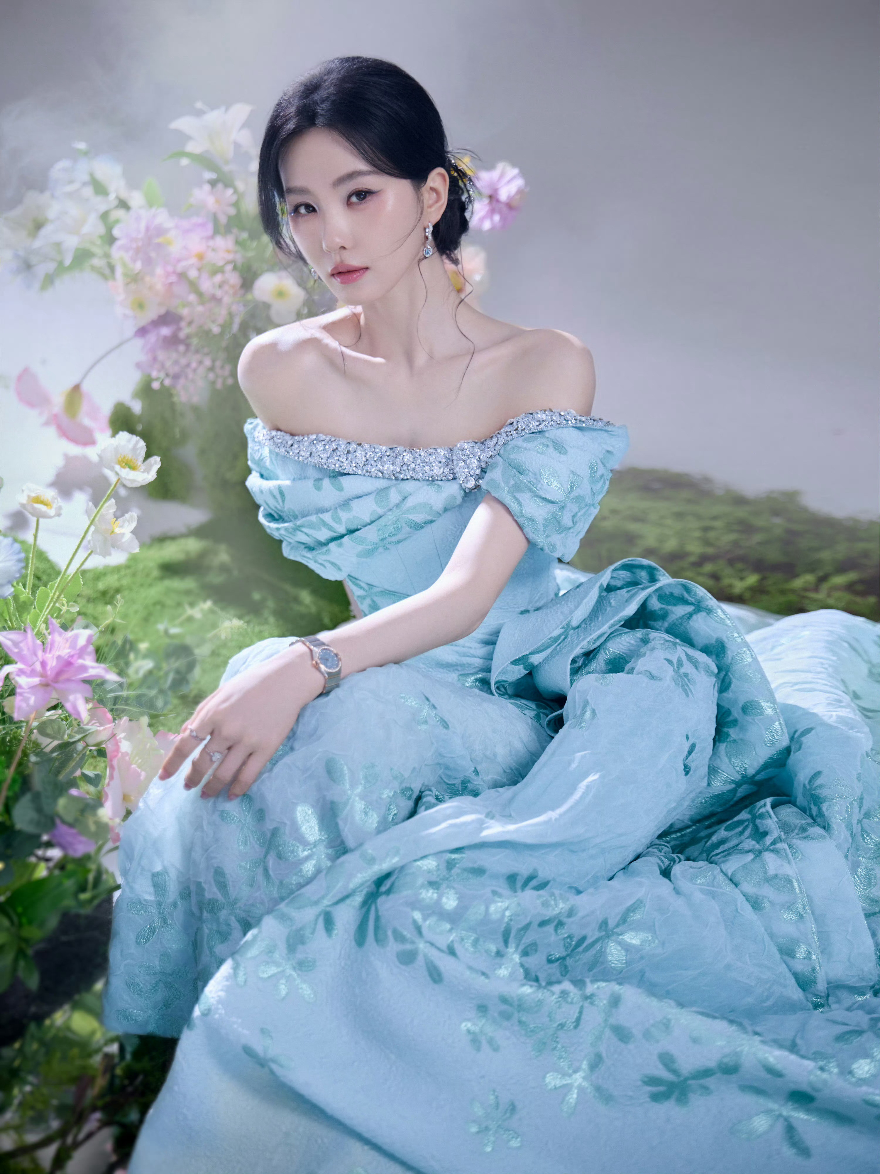 端庄典雅的刘诗诗