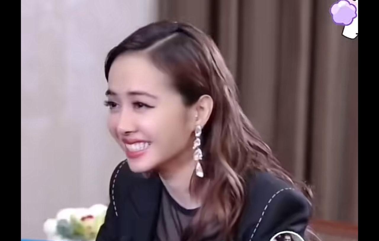 蔡依林不需要寻找“财富密码”，她就是行走的印钞机。最近UglyBeauty巡