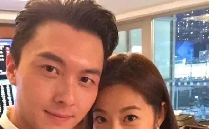 TVB官网一键清空，王浩信20年视帝生涯，终究是下架了。山头变了，再捧你就是挡