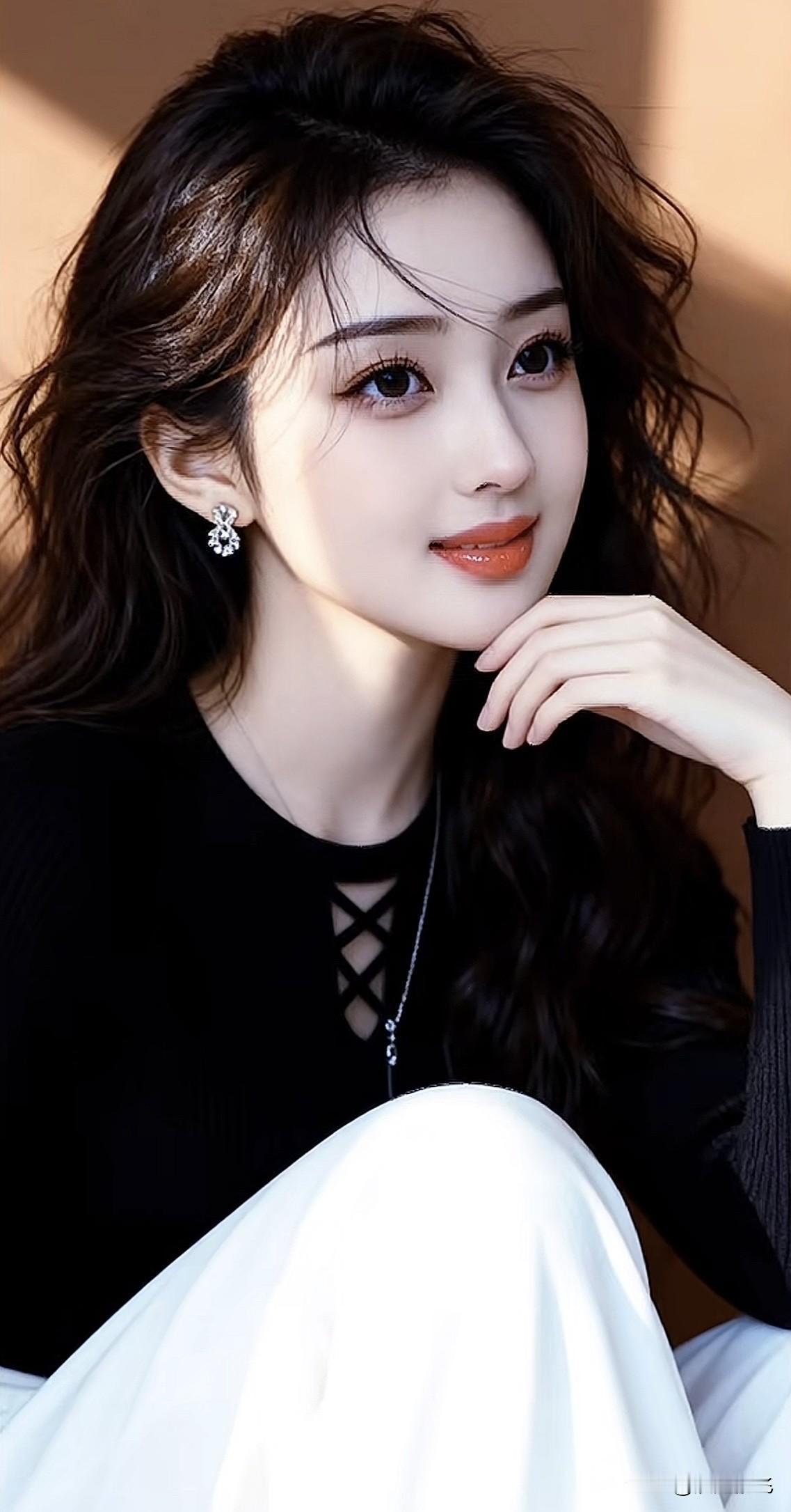 温柔甜美的少女，黑发红唇，优雅动人。温柔治愈款美女温柔甜美少女气质红裙女温