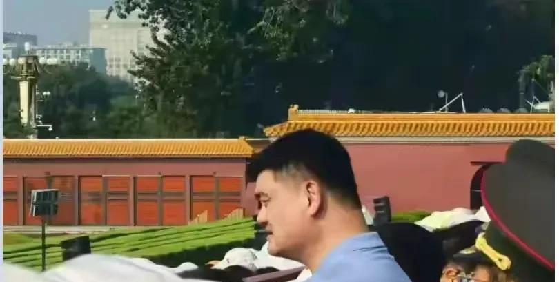 篮球界受邀出席阅兵的人员，姚明早早就到了！今日即9月3日，中国人民抗日战争暨世