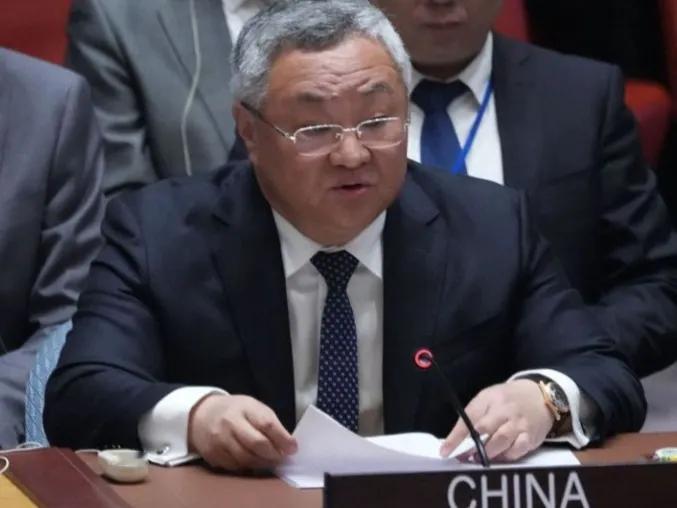 7月25日，外媒报道:“中美昨天在联合国安理会上激烈交锋，中方批美干涉中方内政，