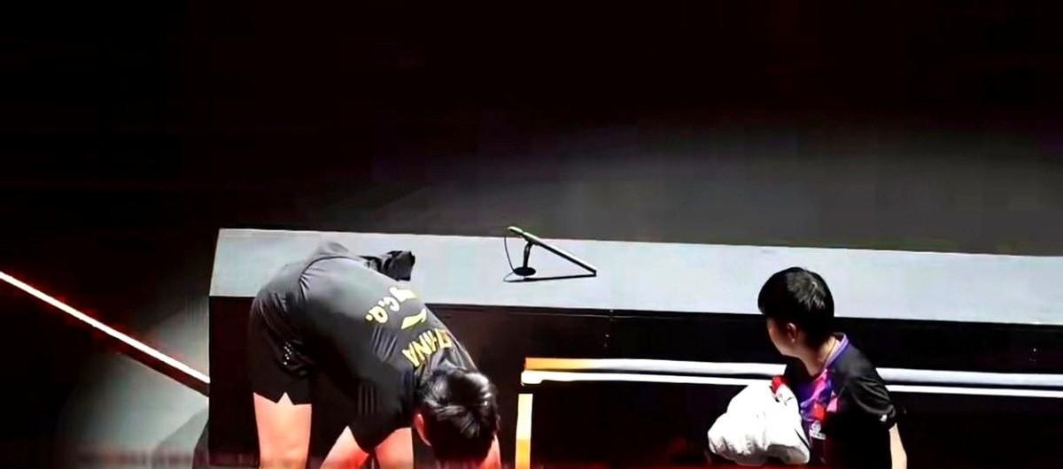 真正的顶尖默契，藏在你最不爱看的训练视频里。莎莎抓起包往外走，随口丢下一句话。