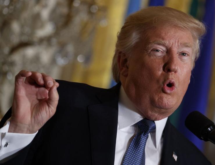 美方宣布！！！对所有源自中国的。半导体产品加征关税。中方对此。表示坚决