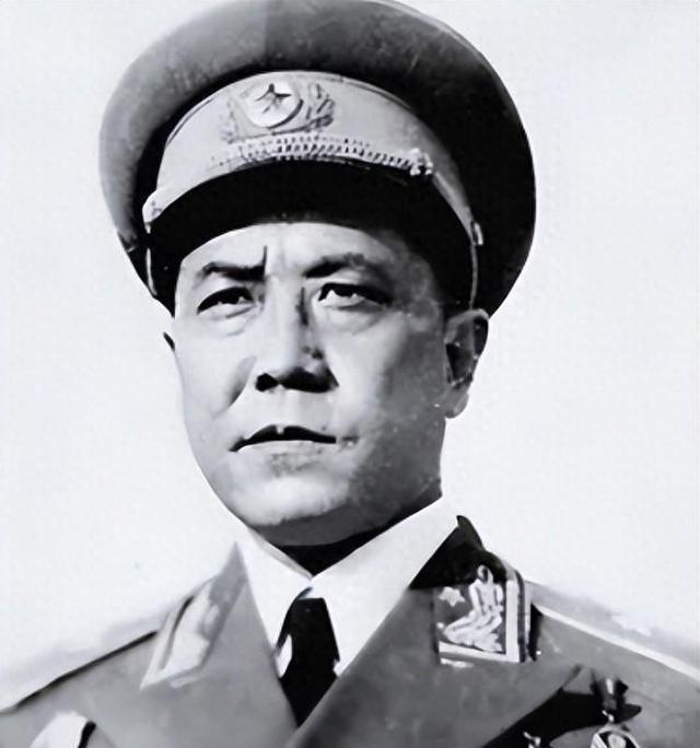 1979年，李赤然少将恢复名誉，回南京军区索要工资，空军司令员不满：老家伙平反了