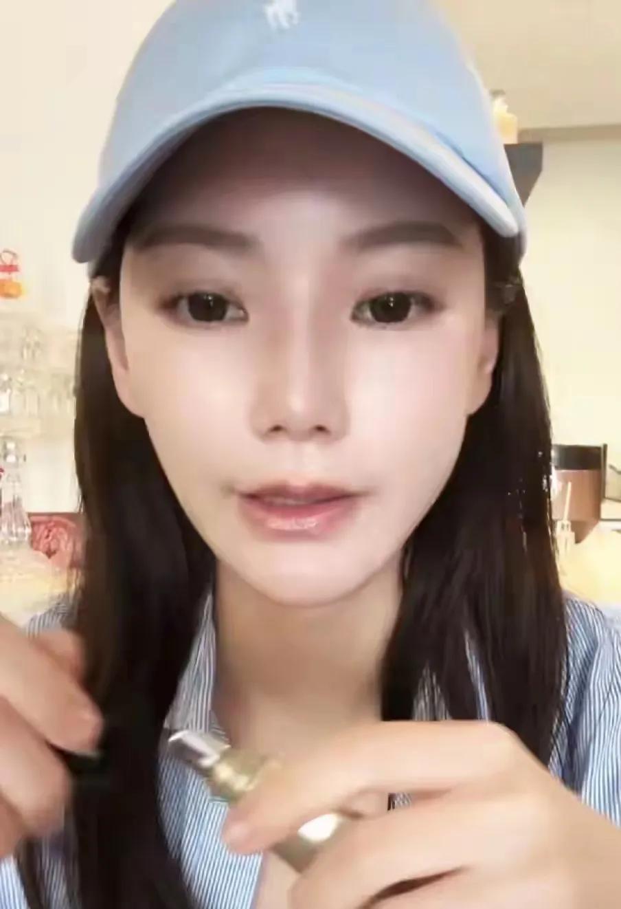 马筱梅要跟汪小菲一起出席小玥儿小学毕业典礼了，但是明确回应了，不会接两娃回北京读