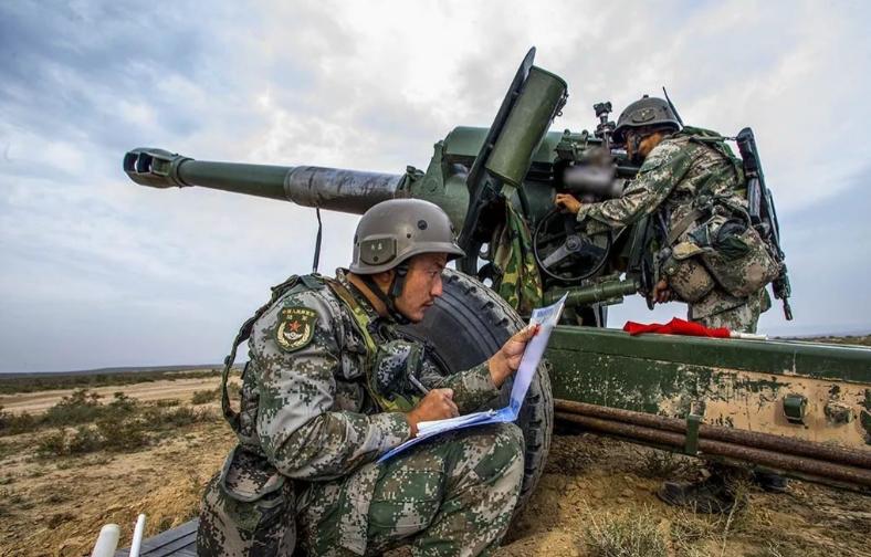 中国对美国的底线，从来只有一条：只要有一枚美军导弹落入中国领土，这个世界上，就再
