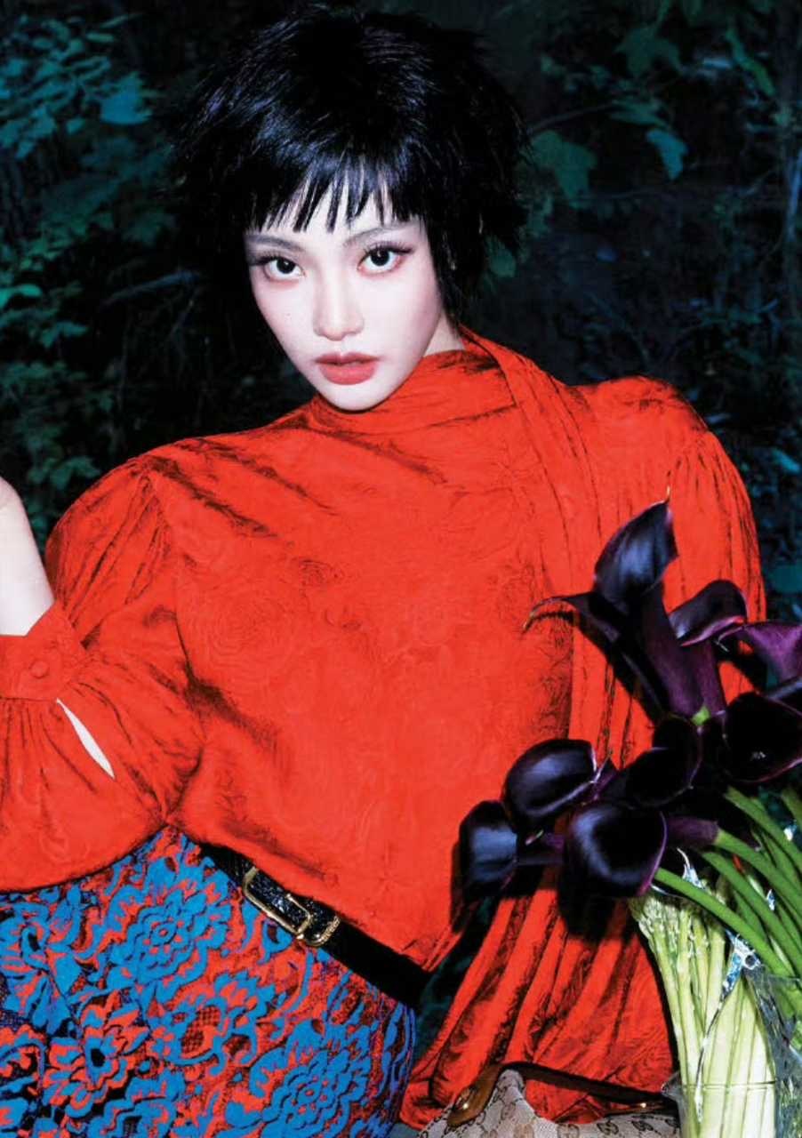 给旁边的花都衬成茄子了​​​